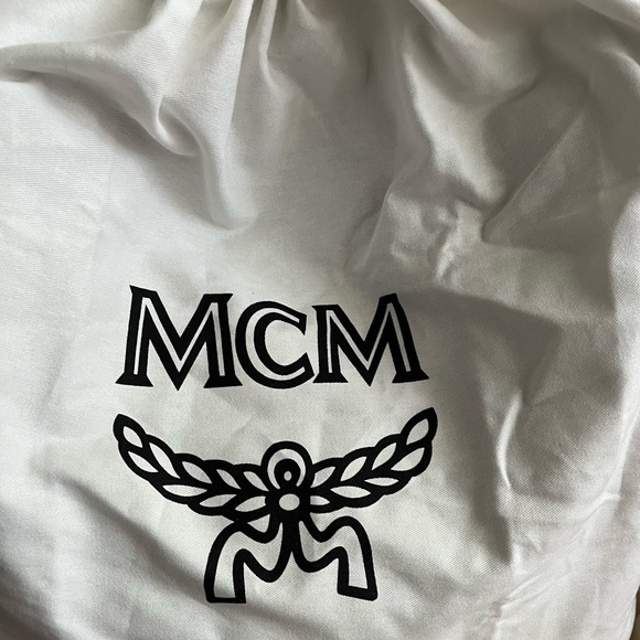 MCM Medium Reversible Tote in Cognac color - Picture 3 of 9